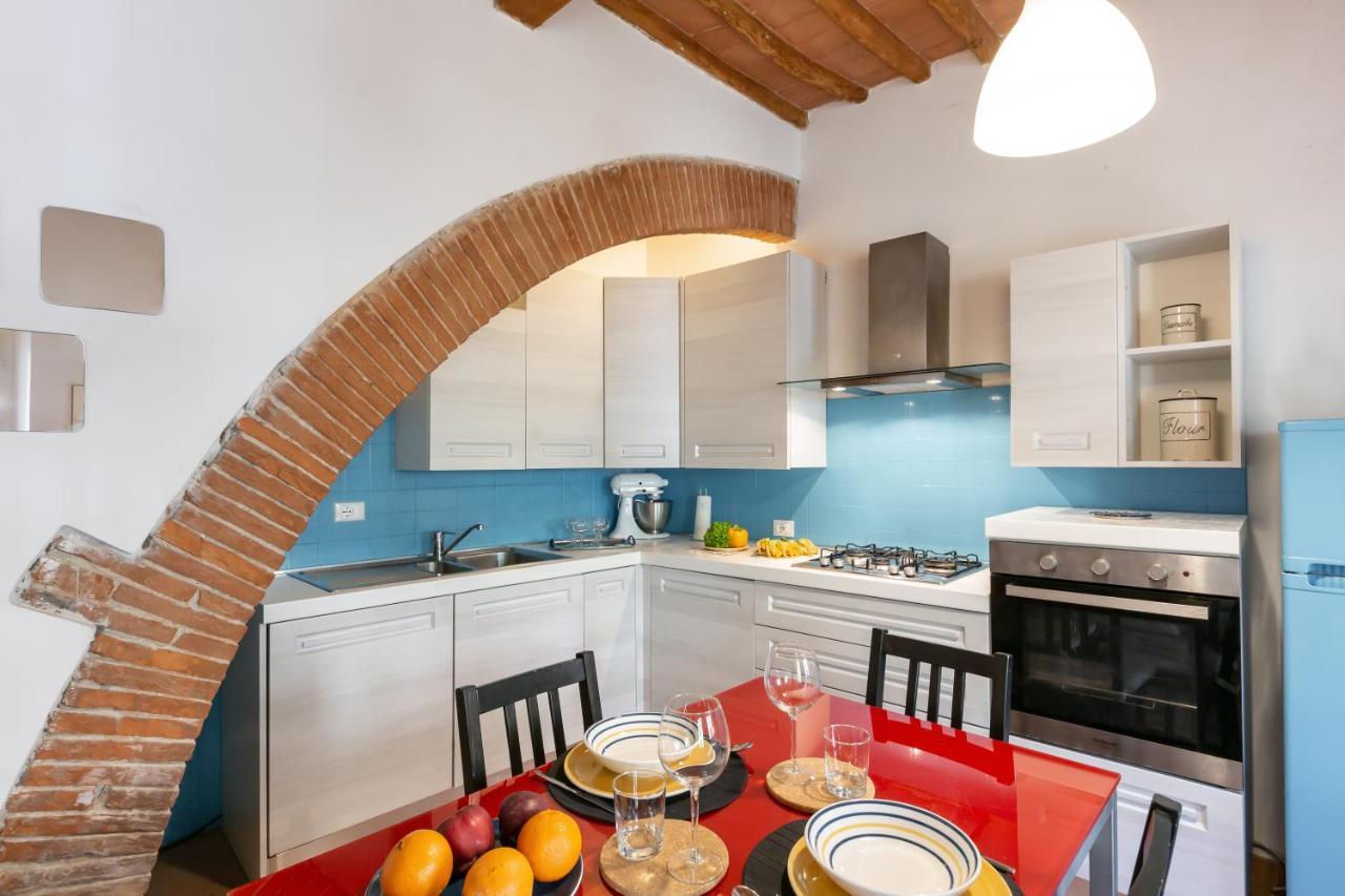 Cisanello Rock Apartment With Patio And Barbecue Pisa Exterior photo
